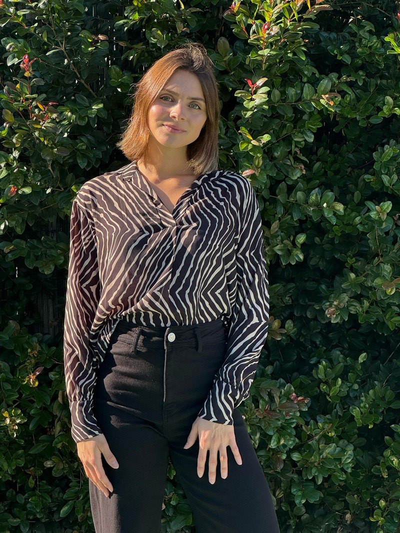 WhatsApp Image 2025-06-10 at 12.34.05 (1) BLUSA ANIMAL PRINT